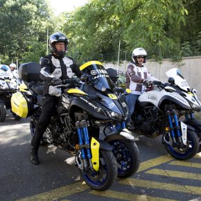 Yamaha prezentuje motocykl NIKEN przed milionami fanów Tour de France